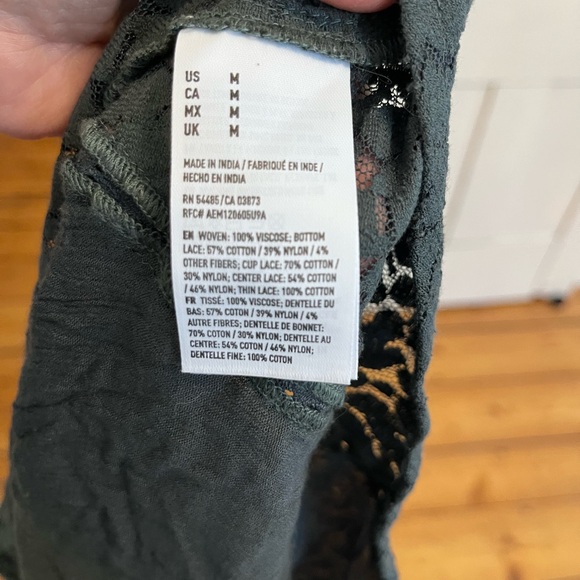 Elegant Lace Women's Top in Dark grey - Picture 7 of 7